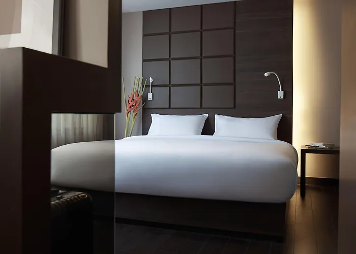 Happy 3 Hotel