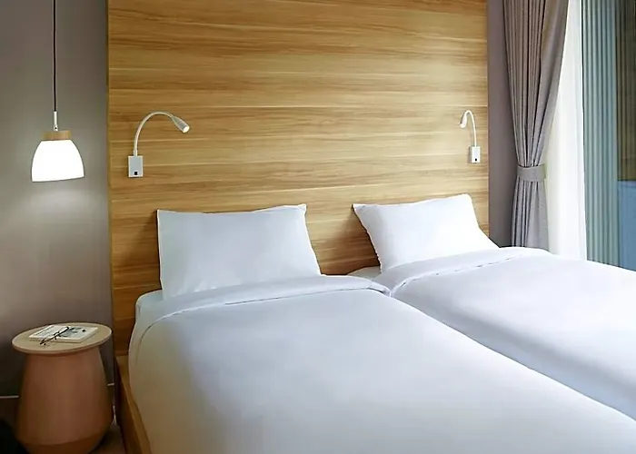 Hotel Happy 3 3*