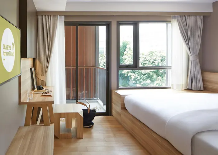 Happy 3 Hotel